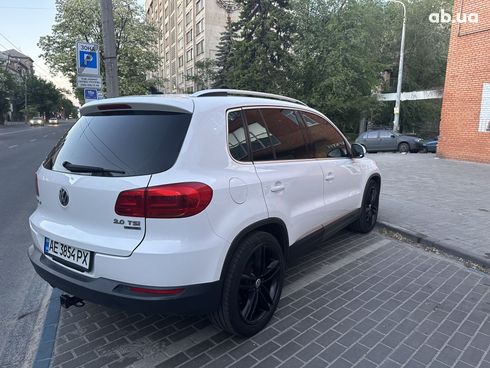 Volkswagen Tiguan 2012 белый - фото 8