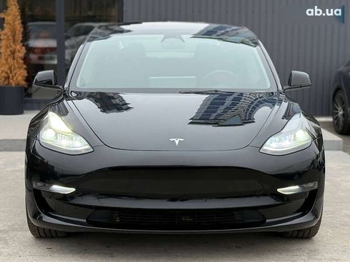 Tesla Model 3 2022 - фото 9