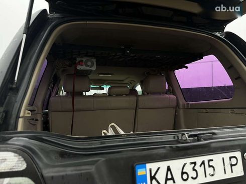 Toyota Land Cruiser 2004 - фото 12