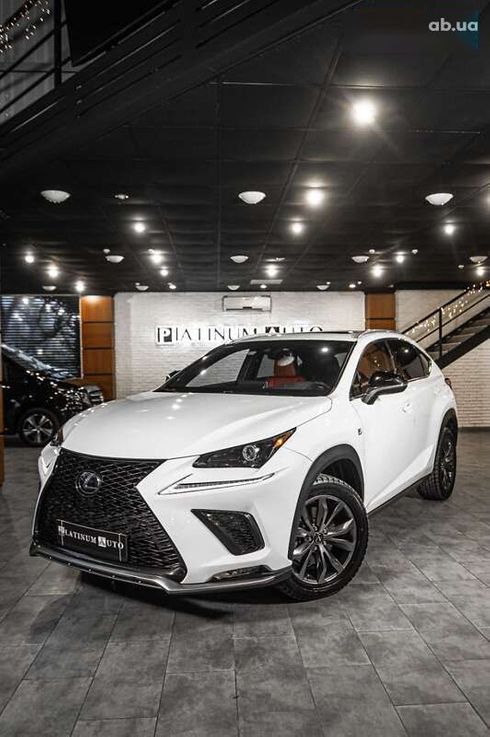 Lexus NX 2021 - фото 11