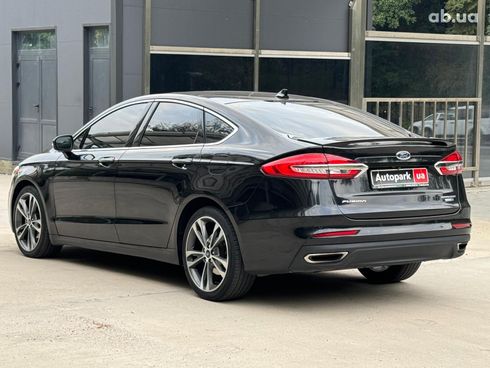 Ford Fusion 2018 черный - фото 7