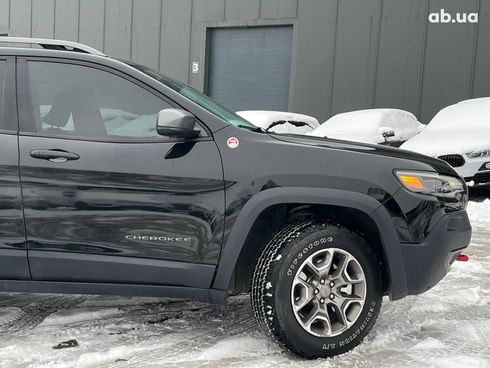 Jeep Cherokee 2019 черный - фото 24