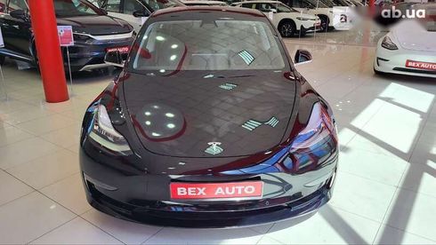 Tesla Model 3 2020 - фото 3