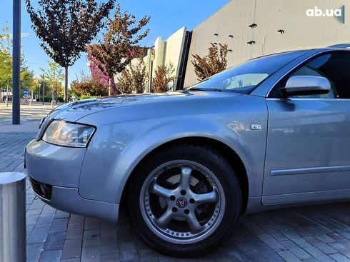 Audi A4 2004 - фото 5