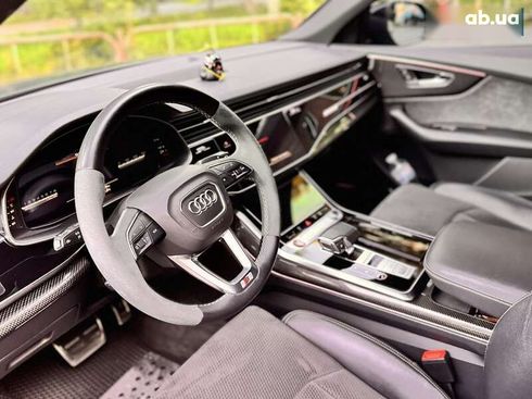 Audi SQ8 2021 - фото 20