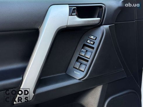 Toyota Land Cruiser Prado 2021 - фото 27