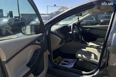 Ford Focus 2015 - фото 16