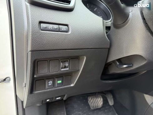 Nissan Qashqai 2018 - фото 26