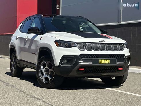 Jeep Compass 2022 - фото 8