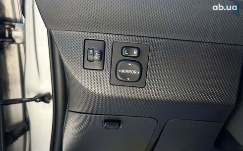 Toyota Urban Cruiser 2009 - фото 11