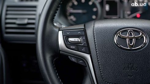 Toyota Land Cruiser Prado 2023 - фото 18
