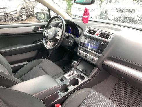 Subaru Outback 2017 белый - фото 32