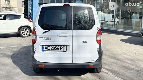 Ford Transit Courier 2016 - фото 5