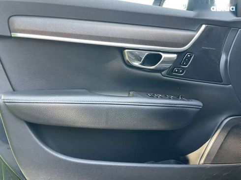 Volvo V90 Cross Country 2018 - фото 26