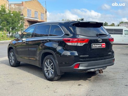 Toyota Highlander 2017 черный - фото 4
