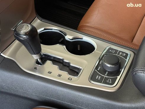 Jeep Grand Cherokee 2011 черный - фото 28