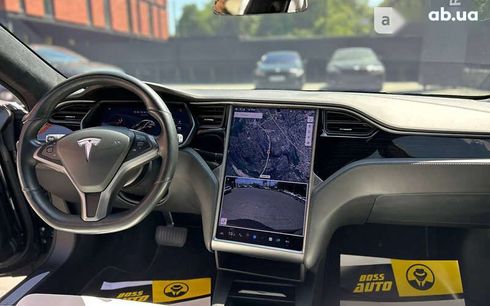 Tesla Model S 2019 - фото 10