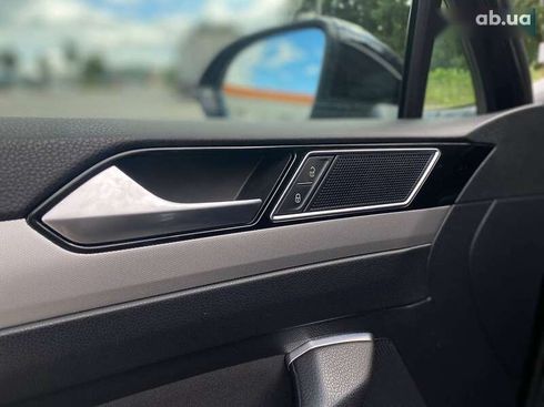 Volkswagen Passat 2017 - фото 24