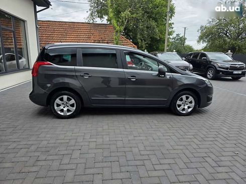Peugeot 5008 2015 - фото 16