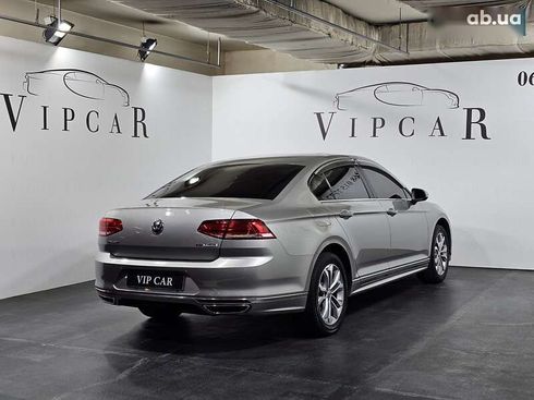 Volkswagen Passat 2015 - фото 10