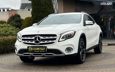 Mercedes-Benz GLA-Класс 2019 - фото 3