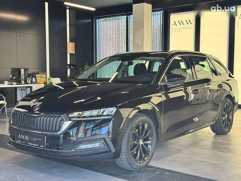 Skoda Octavia 2021 - фото 6