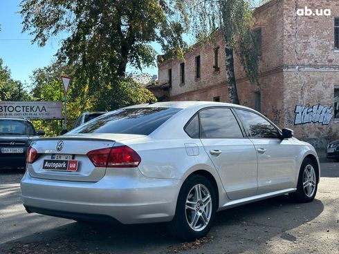 Volkswagen Passat 2014 серый - фото 10