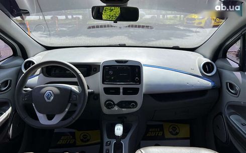 Renault Zoe 2013 - фото 11