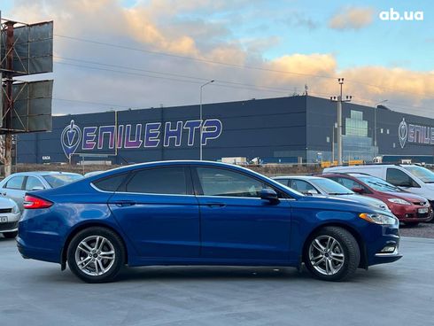 Ford Fusion 2018 синий - фото 9