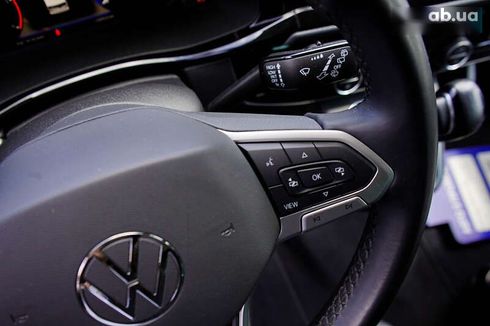 Volkswagen Multivan 2020 - фото 24