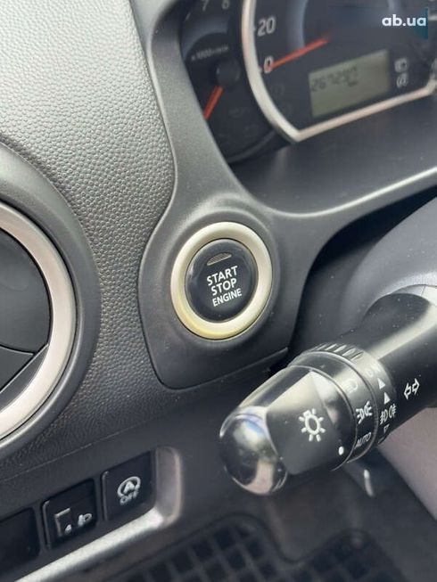 Mitsubishi Space Star 2014 - фото 13
