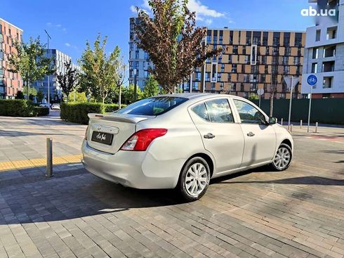 Nissan Versa 2016 - фото 24