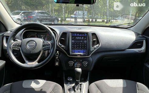 Jeep Cherokee 2016 - фото 15