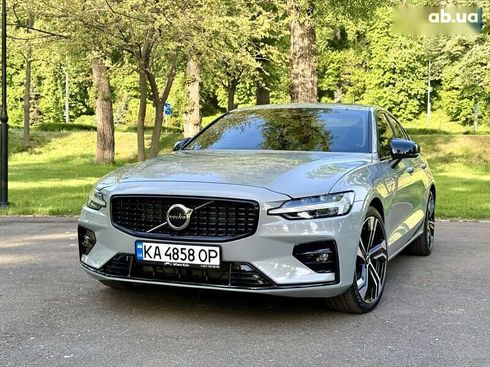 Volvo S60 2024 - фото 2