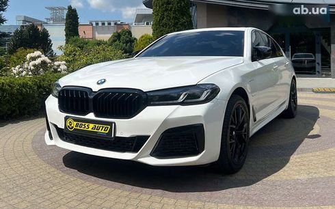 BMW 5 серия 2021 - фото 3
