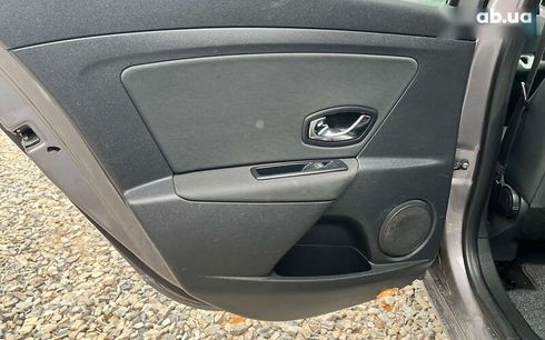 Renault Megane 2012 - фото 17