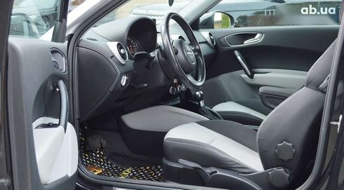 Audi A1 2010 - фото 12