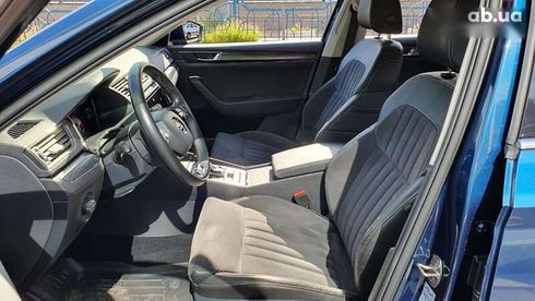 Skoda Superb 2021 - фото 9