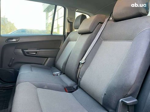 Opel Zafira 2011 - фото 16