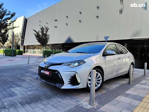 Toyota Corolla 2019 - фото 9