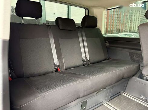 Volkswagen Multivan 2012 - фото 20