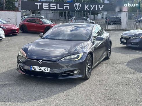 Tesla Model S 2018 - фото 6