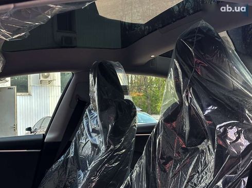 Tesla Model 3 2024 - фото 13