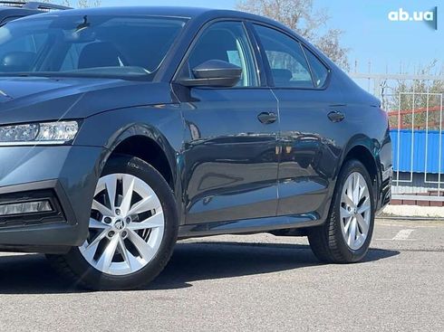 Skoda Octavia 2021 - фото 9