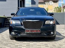 Продаж вживаних Chrysler 300 в Києві - купити на Автобазарі
