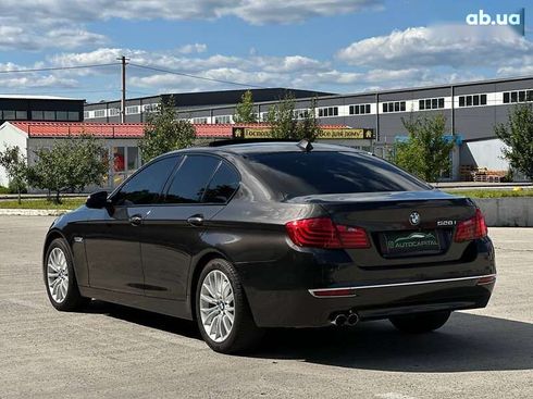 BMW 5 серия 2015 - фото 9