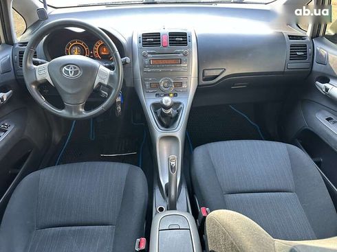 Toyota Auris 2008 - фото 28