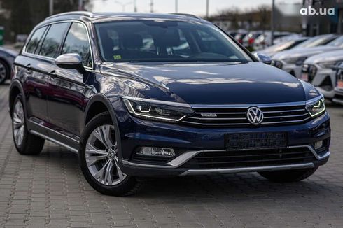 Volkswagen passat alltrack 2017 - фото 2