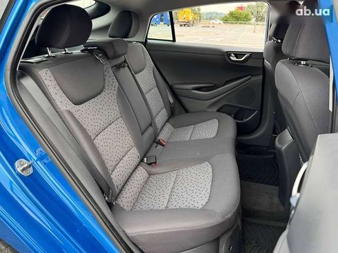 Hyundai Ioniq 2017 - фото 24