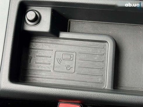 Audi A4 2017 - фото 29
